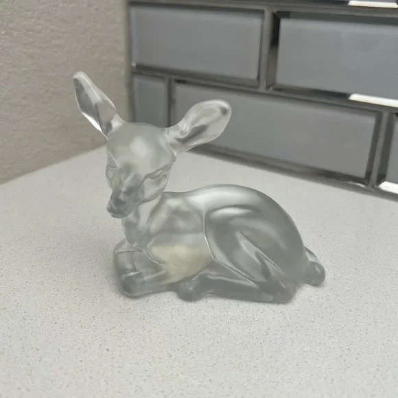 Vintage Fenton Clear Satin Fawn Deer - Picture 3 of 13